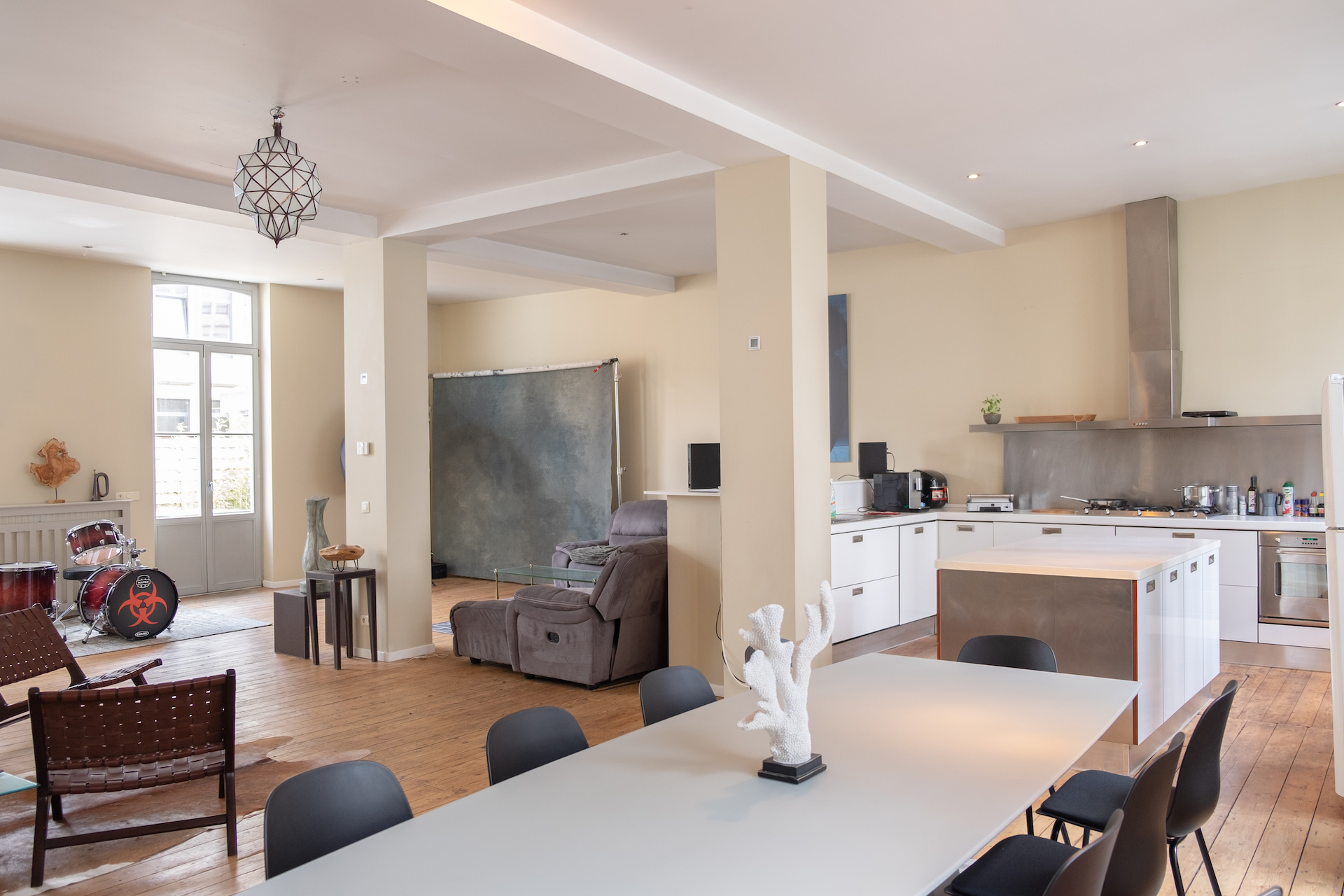 THE ARTISTIC RESIDENCY